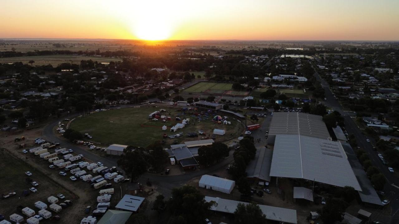 Tatura Country Motel Kültér fotó